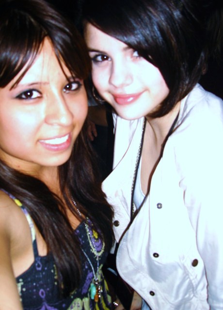 selena gomez nick jonas 2010. Selena Gomez Nick Concert LA 2